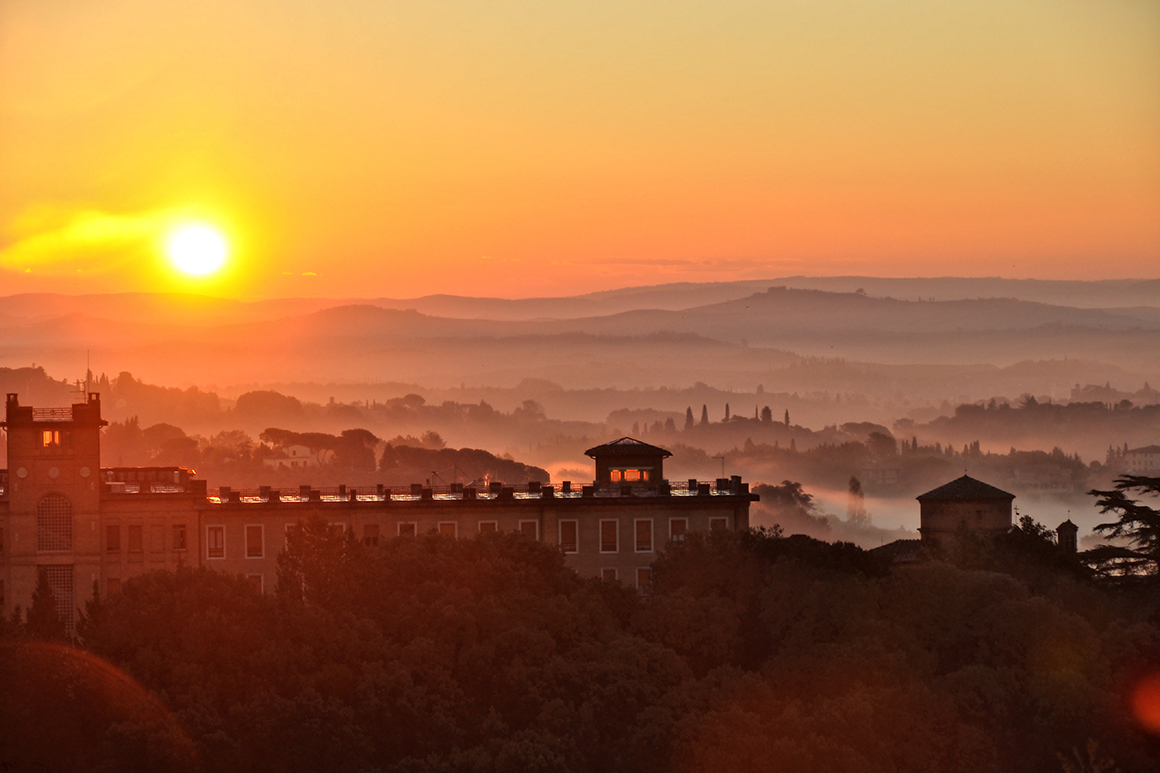 Photo of sunrise in Siena, Italy by Annie Elbadawi '20.