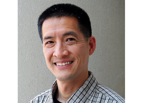 Headshot of Tat-siong Benny Liew.