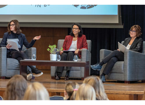 Loren Ferr? Rangel '92 and Mar?a Eugenia Ferr? Rangel '89 sit with Michele Murray