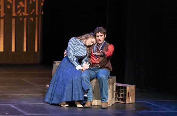 Curly singing "The Surrey with the Fringe on Top" to Laurey.