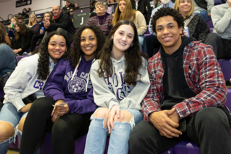 Winter Homecoming Crowd