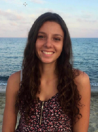 brown hair smiling student